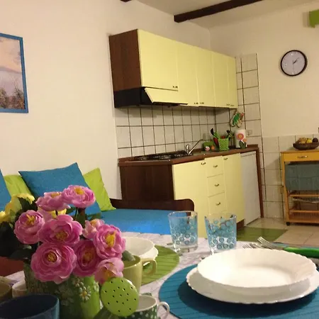 Riviera House * Naples